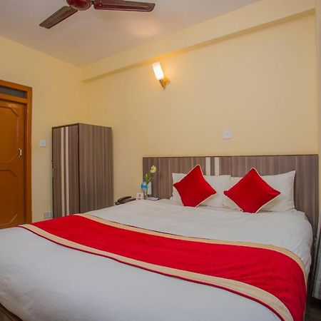 Oyo 297 Hotel Aayam Kathmandu Luaran gambar
