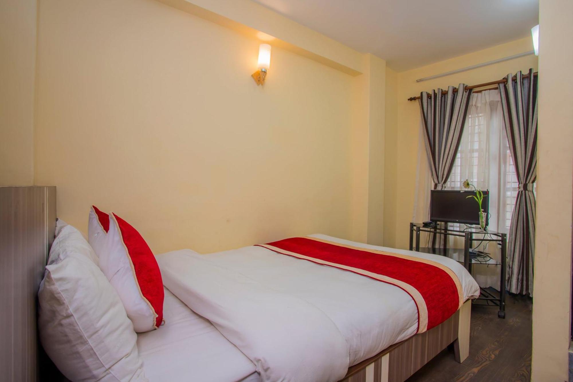 Oyo 297 Hotel Aayam Kathmandu Luaran gambar